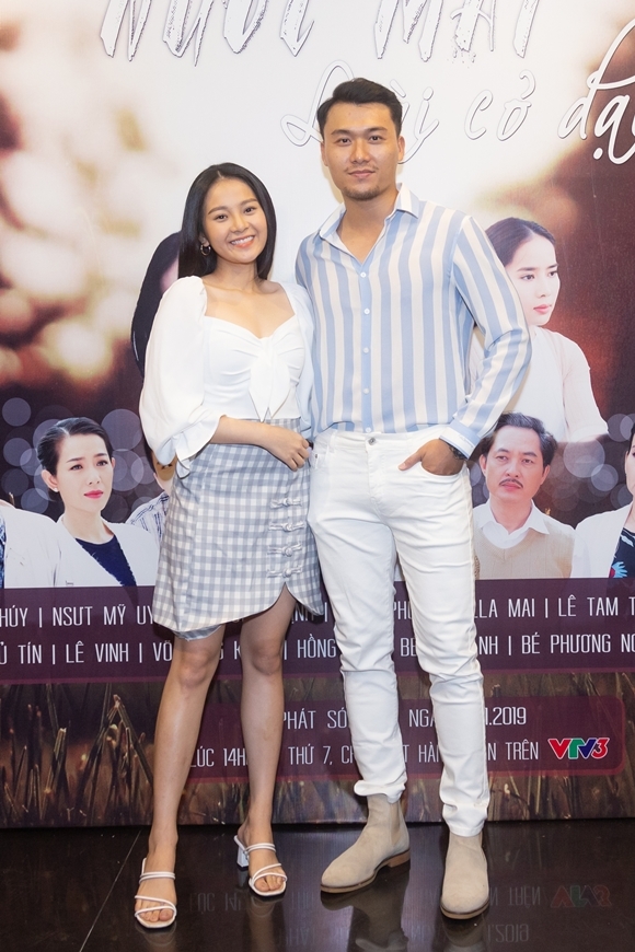 NƯỚC MẮT LOÀI CỎ DẠI - Lồng Tiếng