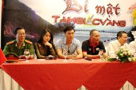 BÍ MẬT TAM GIÁC VÀNG - LT