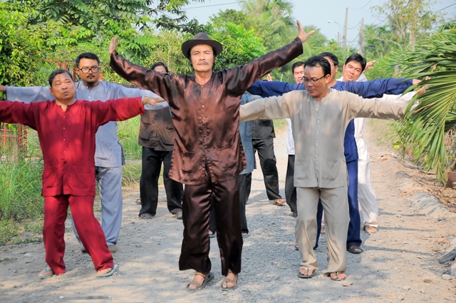 TẾT YÊU THƯƠNG - LT