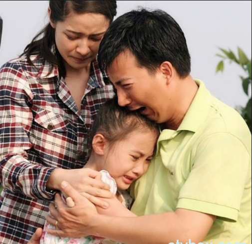 HẠNH PHÚC KHÔNG CÓ Ở CUỐI CON ĐƯỜNG - Vietsub